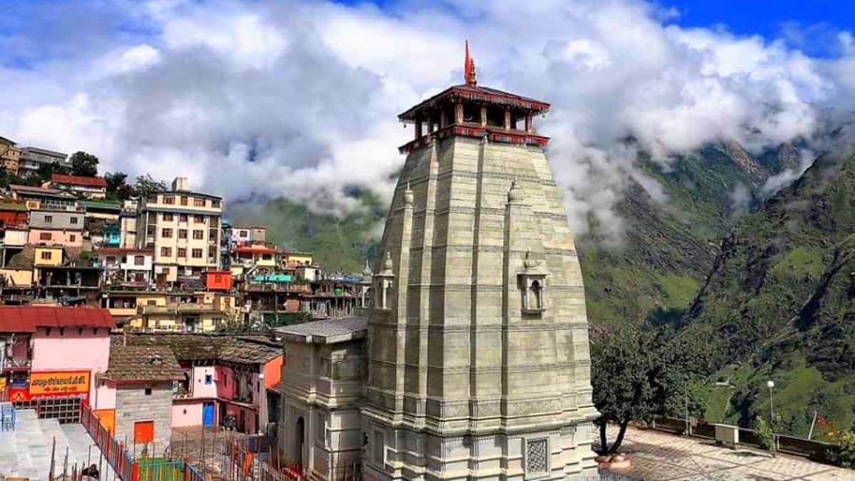 Hotel near Narsingh Mandir